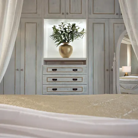 Bozonos Luxury &
