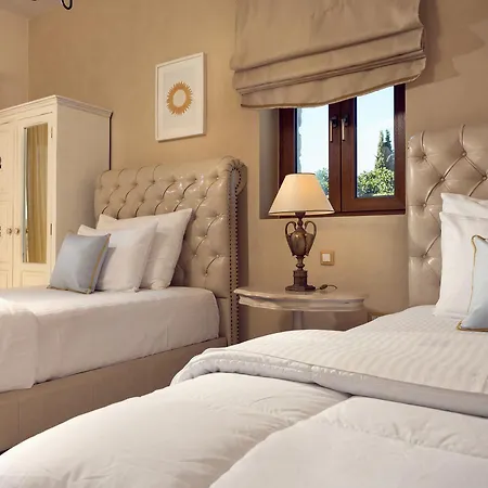 Bozonos Luxury & Villa Akrotiri (Zakynthos)