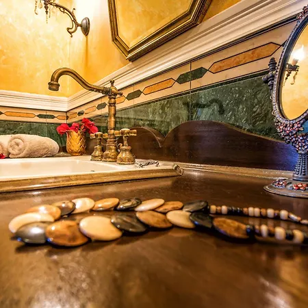 Bozonos Luxury & Villa Akrotiri (Zakynthos)