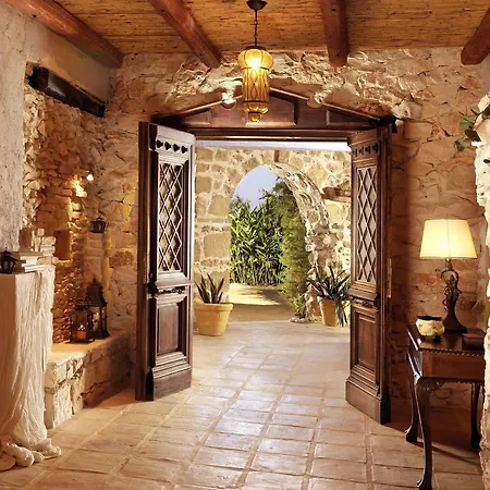 Bozonos Luxury & Villa